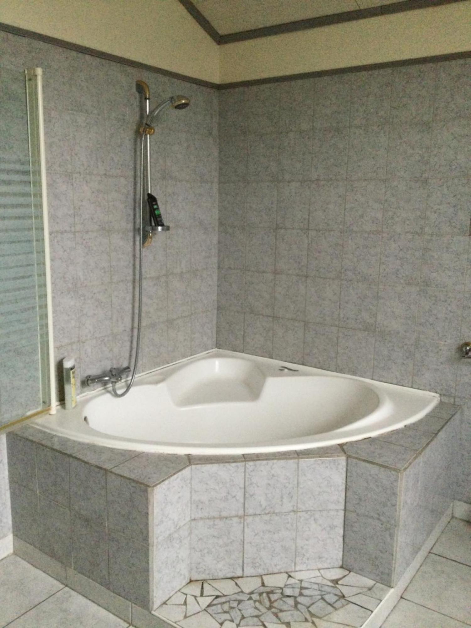 Saint-Satur Auberge Gordonienne מראה חיצוני תמונה